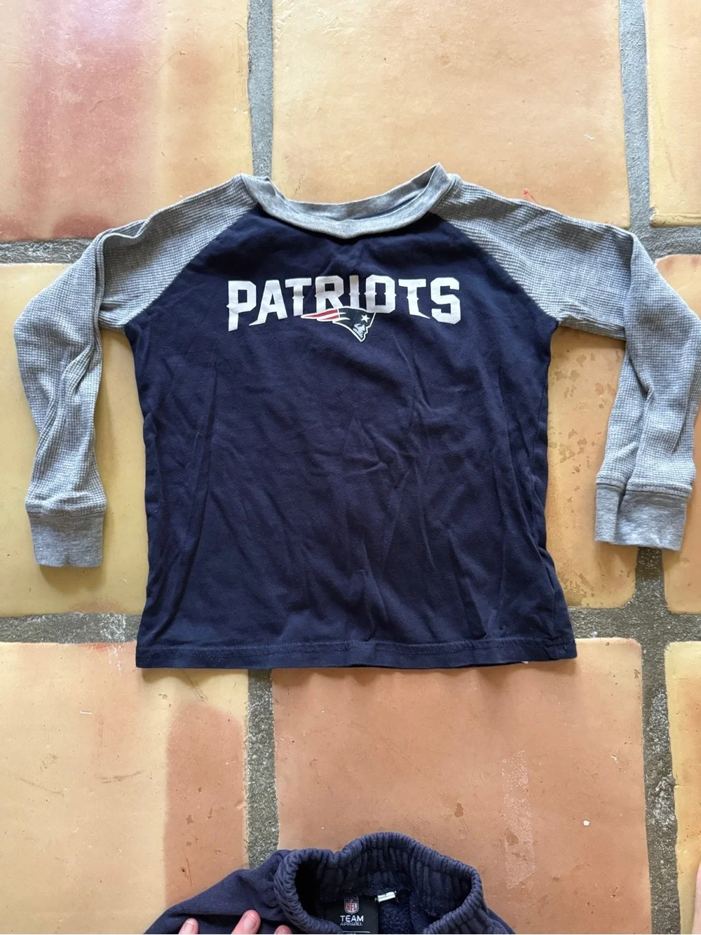 NFL Navy and Gray Patriots Kids Long Sleeve Shirt & Sweatpants Set